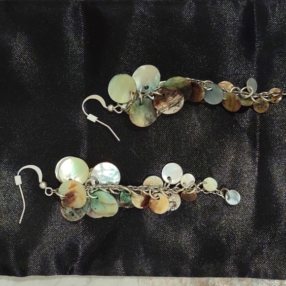 Set of Two Pairs of Earrings - Picture 3 of 5